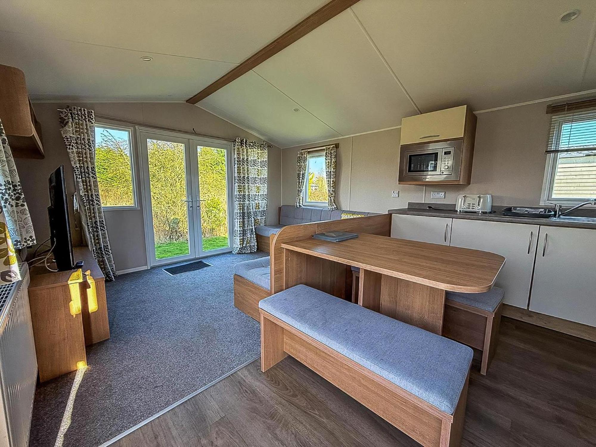 Lovely 8 Berth Caravan In Southview Holiday Park, Ref 33042Tc Skegness Exterior foto